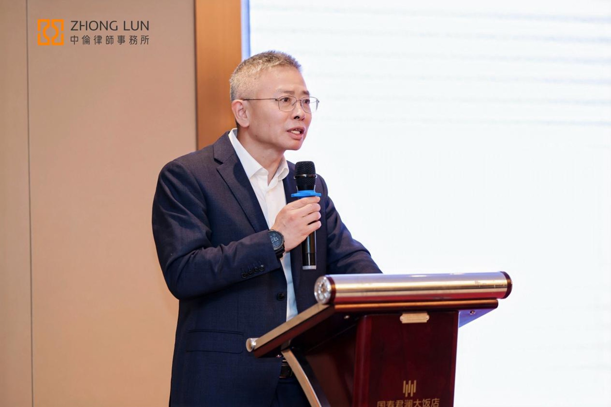 1765939199129002686.jpg 1765939199129002686.jpg